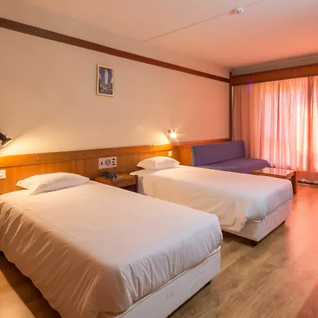 Steyler & Congress 4*